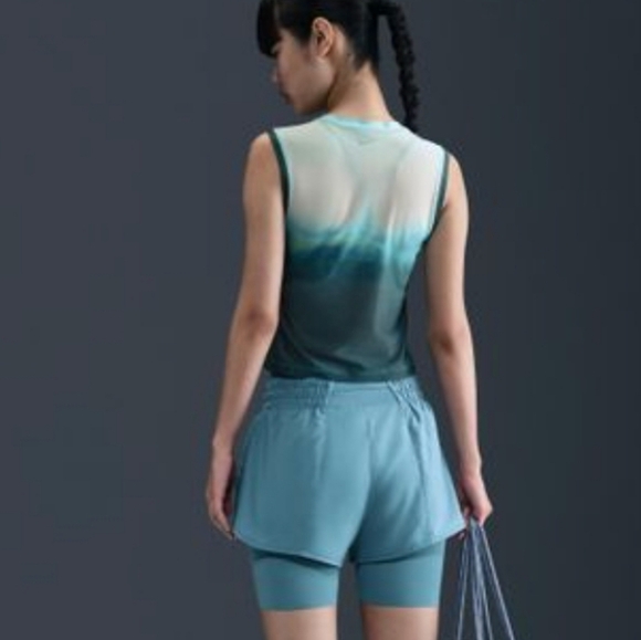 NWT Nike Women's Blue X Norblack Norwhite Dri-Fit Printed Tank Top Size XL - Picture 12 of 12